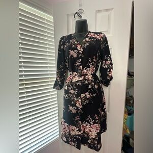 Navy 41 Hawthorn dress with floral print size medium